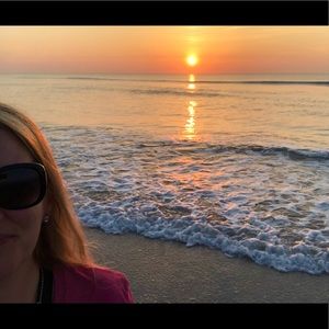 Meet your Posher, April